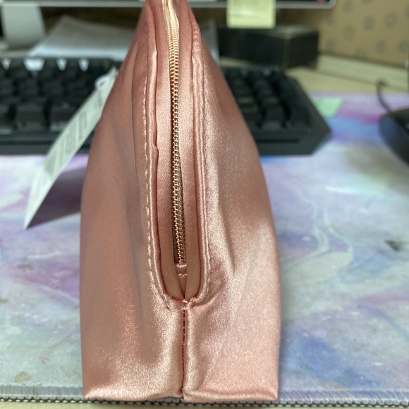 COACH MAKEUP POUCH NWT - Picture 5 of 10